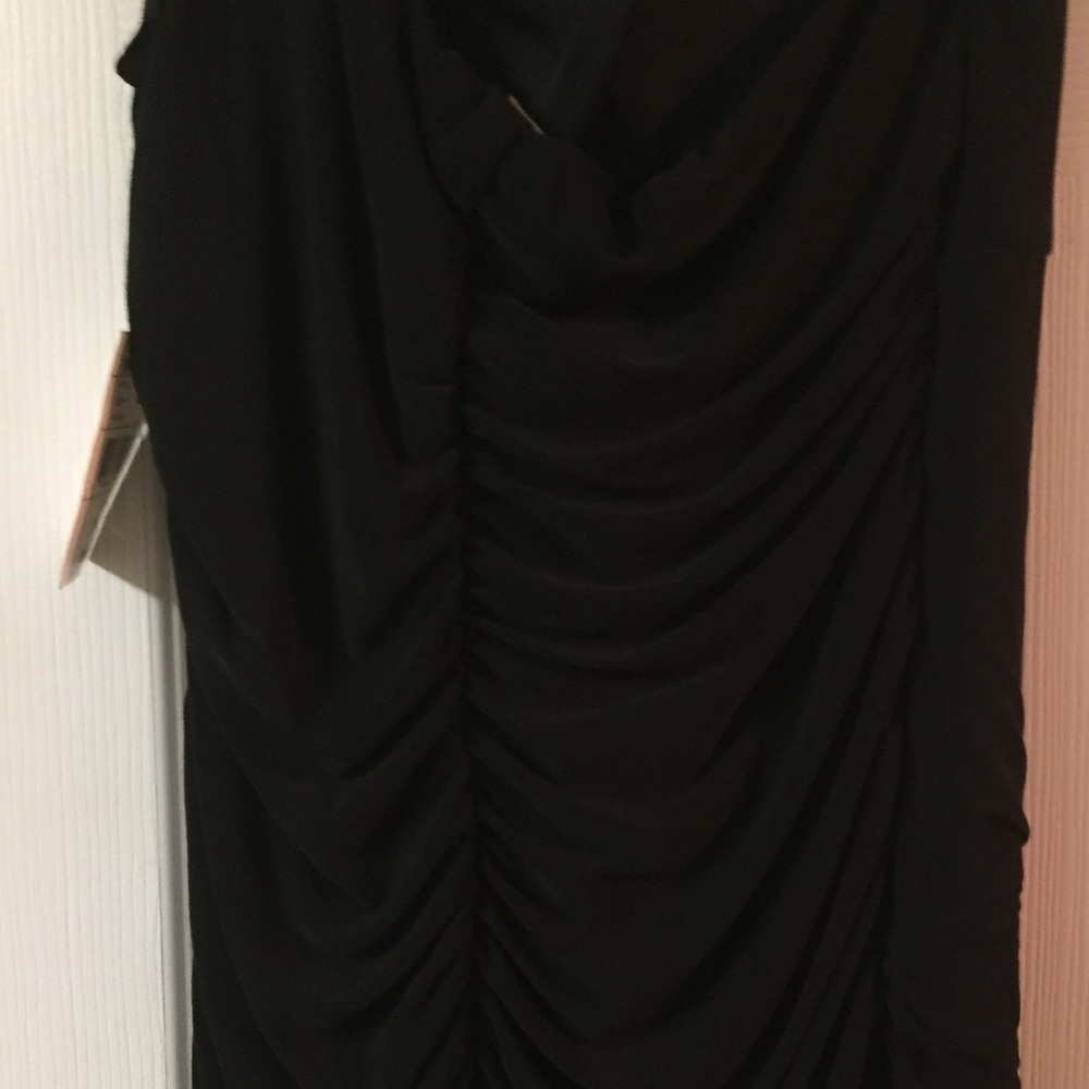 One shoulder dress - Picture 5 of 5